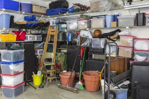 Responsible waste sorting during house clearance in Queenspark